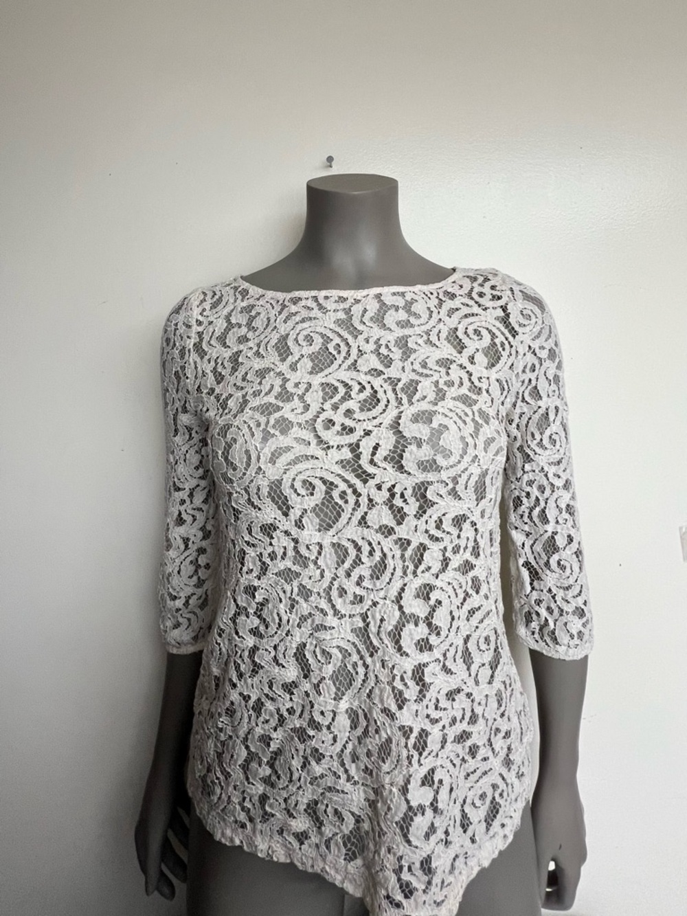 LOFT White Lace Boatneck 3/4 Sleeve Blouse